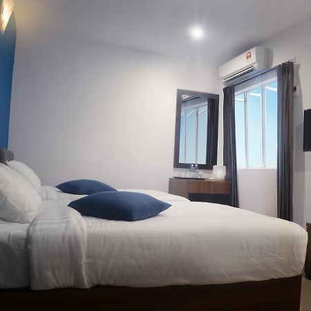 Brezza Hotel Sitiawan Eksteriør billede