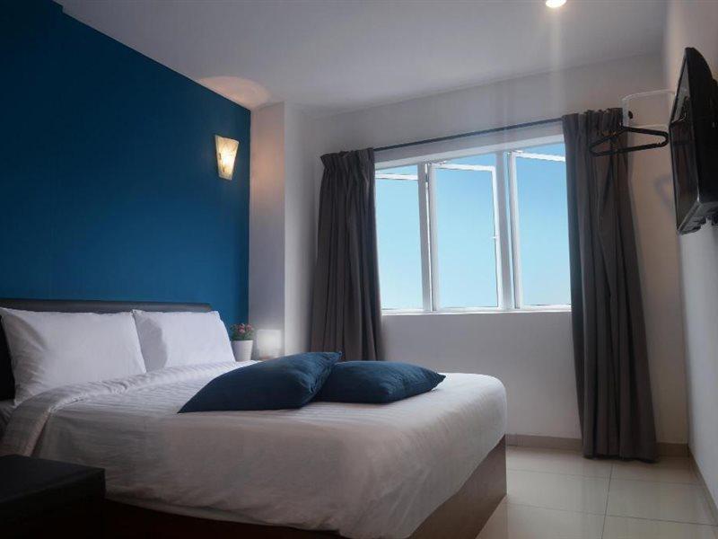 Brezza Hotel Sitiawan Eksteriør billede