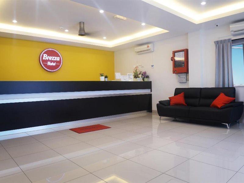 Brezza Hotel Sitiawan Eksteriør billede