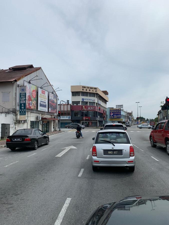 Brezza Hotel Sitiawan Eksteriør billede
