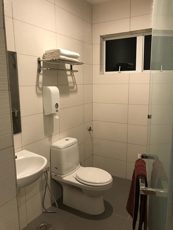 Brezza Hotel Sitiawan Eksteriør billede