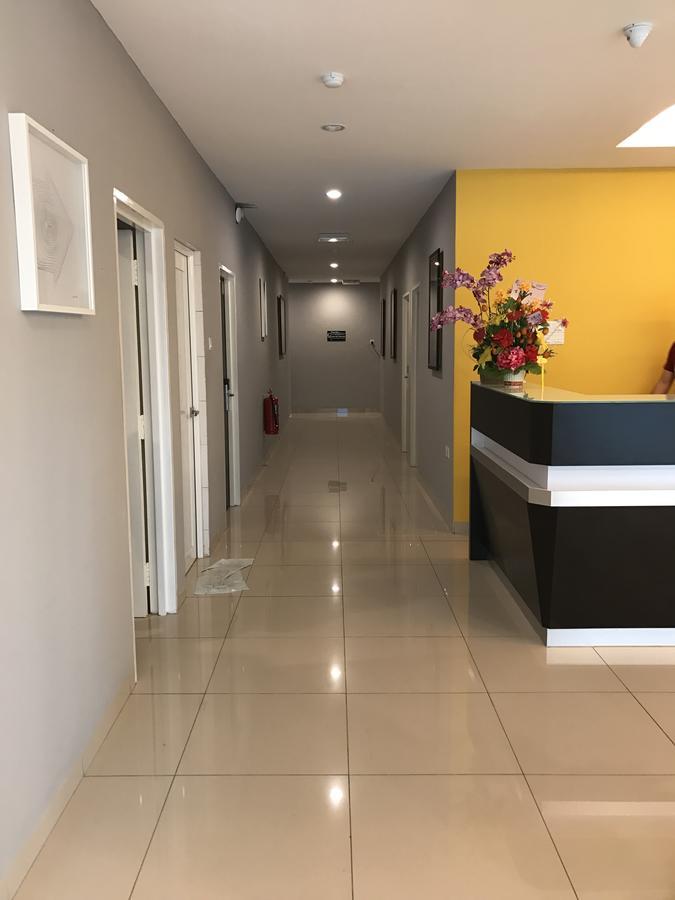 Brezza Hotel Sitiawan Eksteriør billede