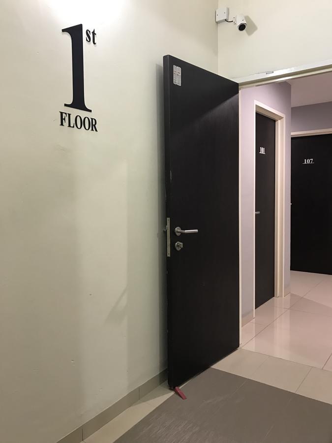 Brezza Hotel Sitiawan Eksteriør billede