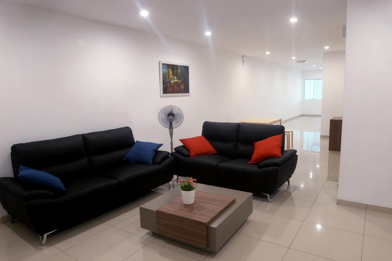 Brezza Hotel Sitiawan Eksteriør billede